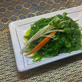 Seaweed salad 