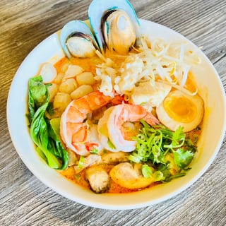 TOM KHA RAMEN